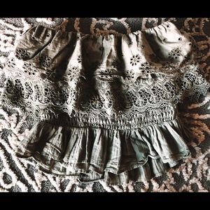 Strapless Summer top.